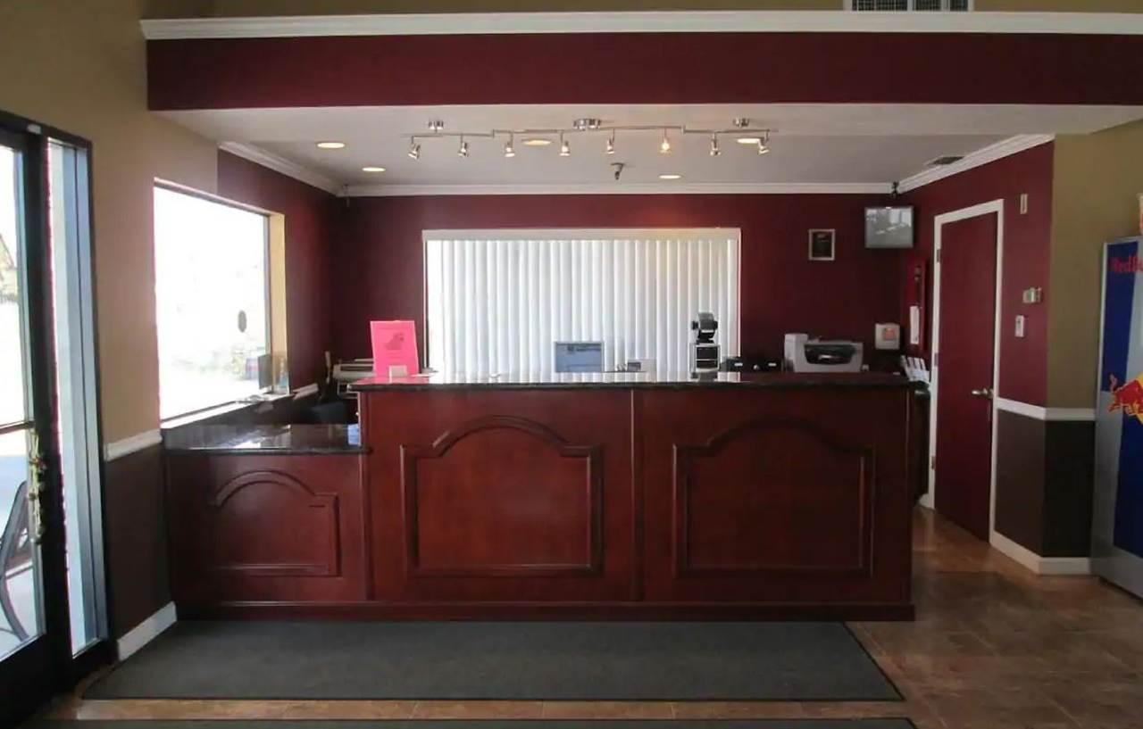 Valley Oaks Inn Woodland Extérieur photo