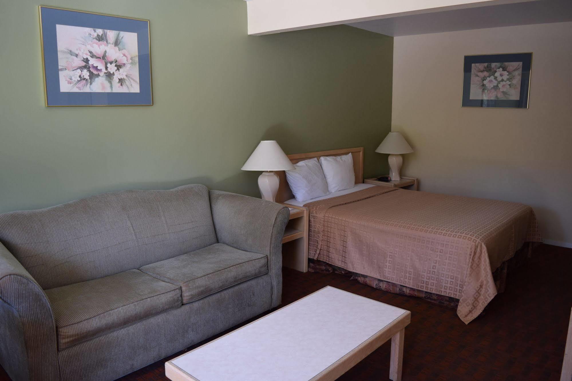 Valley Oaks Inn Woodland Extérieur photo